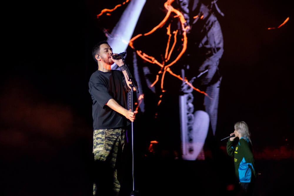 RFP: Den 4 - Linkin Park končí s koncerty a otevírá si místo toho barber shop v Hradci Králové