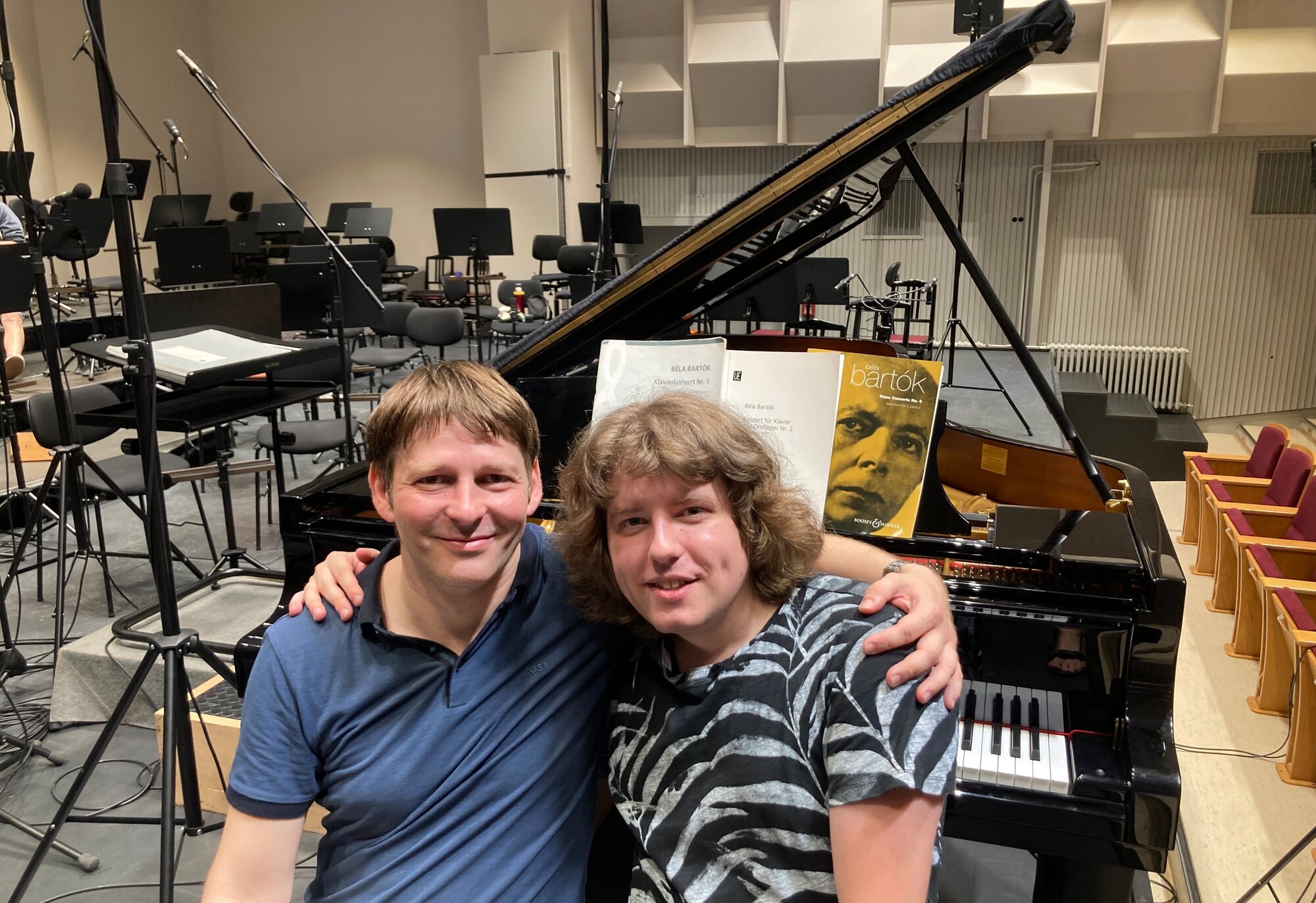 Tři Bartókovy klavírní koncerty – Strhující debut Tomáše Vrány