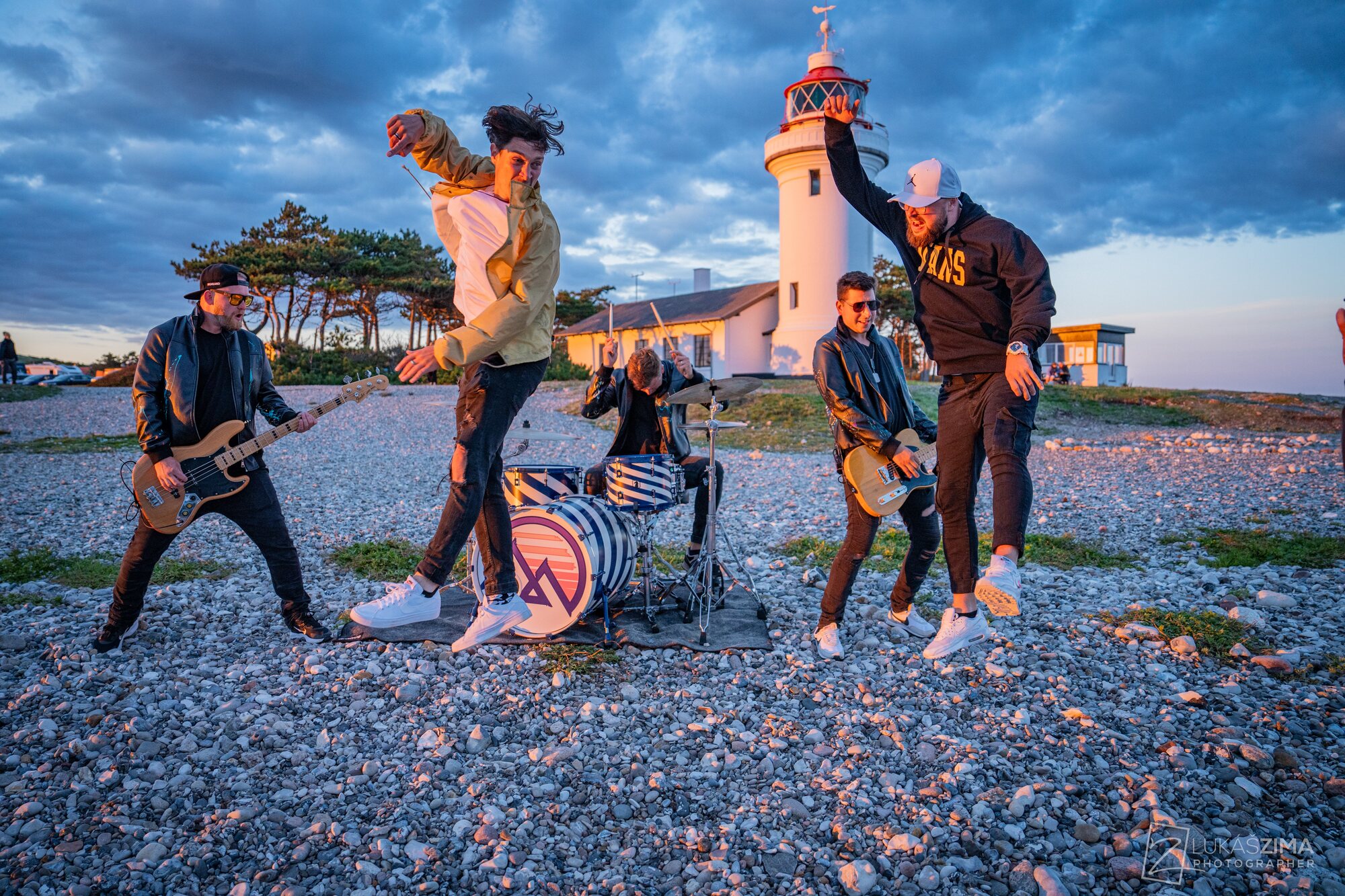 Highland od moře hraje v novém videoklipu „Jen tak pro radost“